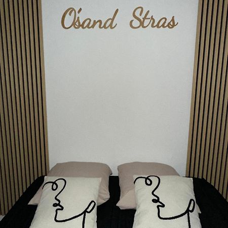 O Sand Stras Studio 25M Carre Straßburg Exterior foto